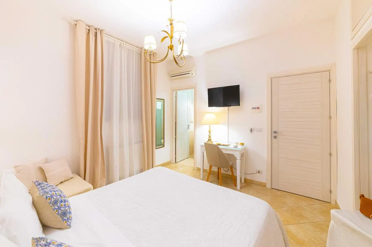 Bed And Breakfast Dionisio Таормина Италия