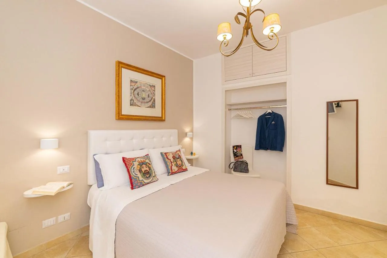 *** Bed & Breakfast Bed And Breakfast Dionisio Taormina Italy
